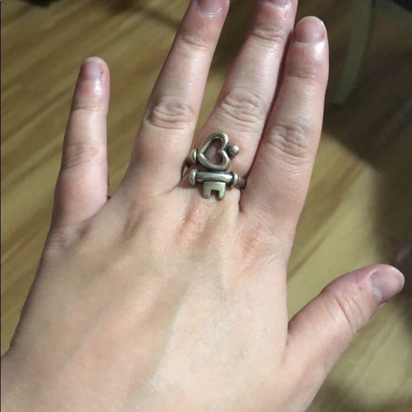James Avery ring - Picture 1 of 4